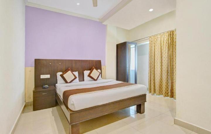 Blossoms Room The Plaza-Luxury Collection- Lakdikapul ไฮเดอราบัด ภายนอก รูปภาพ