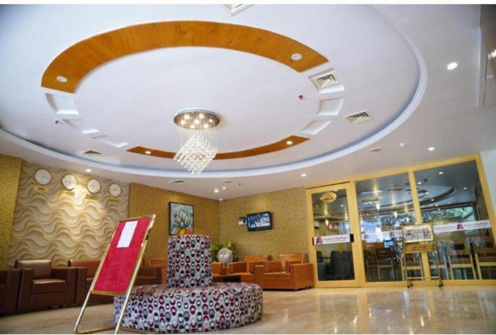 Blossoms Room The Plaza-Luxury Collection- Lakdikapul ไฮเดอราบัด ภายนอก รูปภาพ